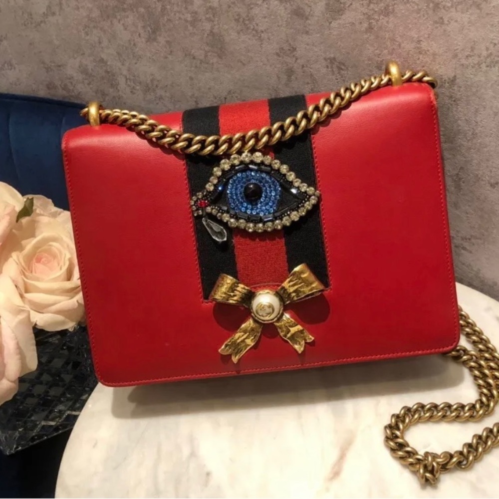 GUCCI **RARE**red crystal eye PEONY bag